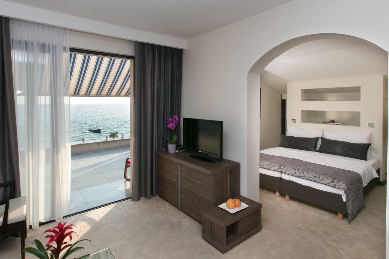 Beach Hotel Split Ποντστράνα Εξωτερικό φωτογραφία
