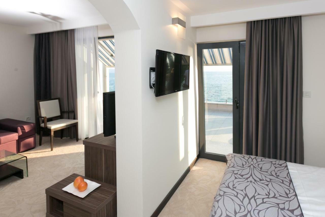 Beach Hotel Split Ποντστράνα Εξωτερικό φωτογραφία